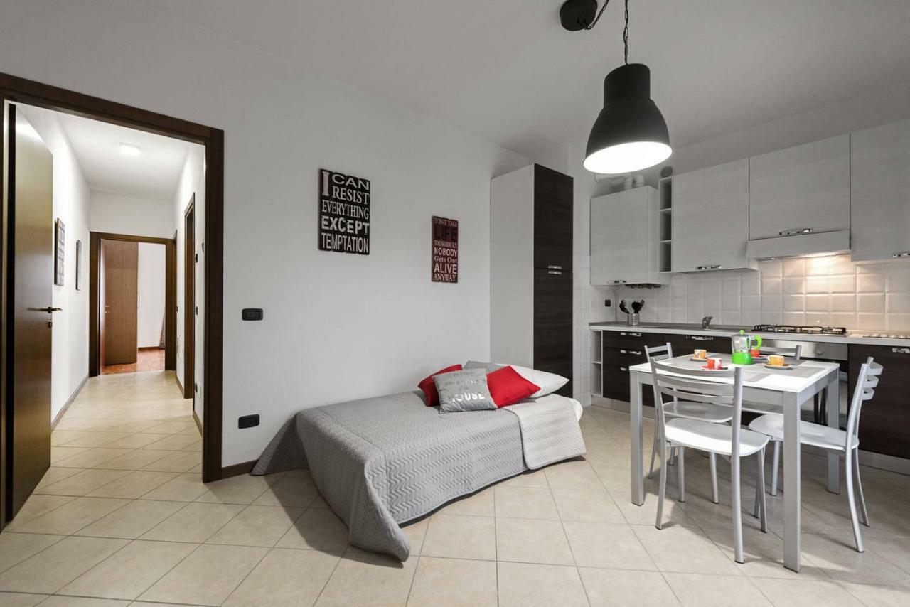 Ortaglia A3 Apartment Torri Del Benaco Exterior photo